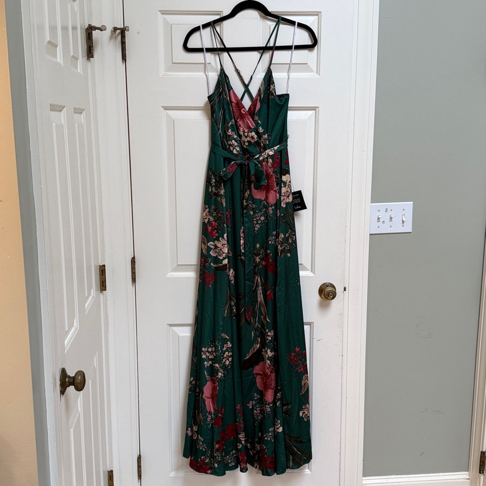 NWT Lulu’s Green Floral Satin Wrap Style Maxi Dress Sz L - Picture 3 of 10